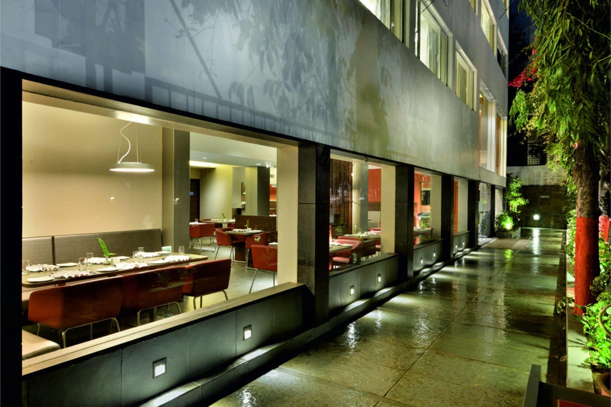 The Fern Residency, Vadodara Exterior photo